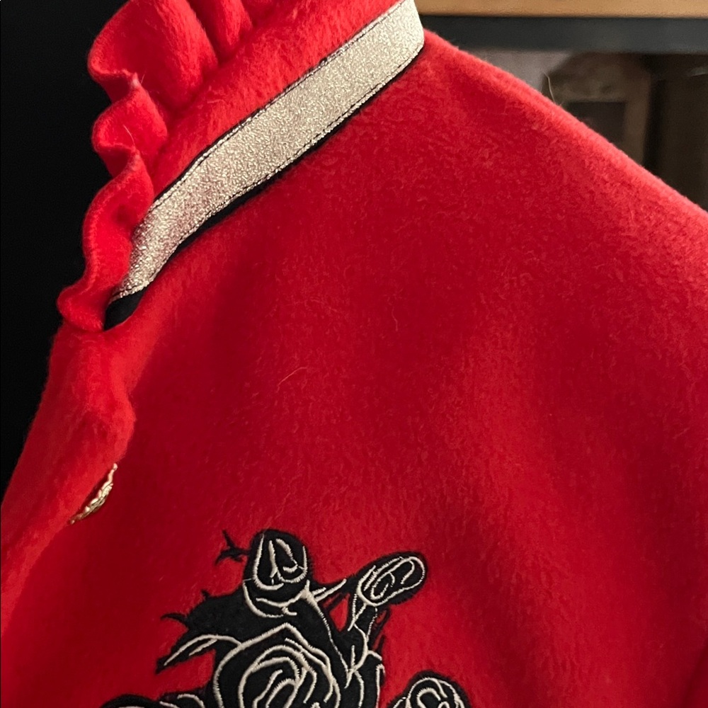 Elegant Red Embroidered Women's Blazer - Picture 3 of 8
